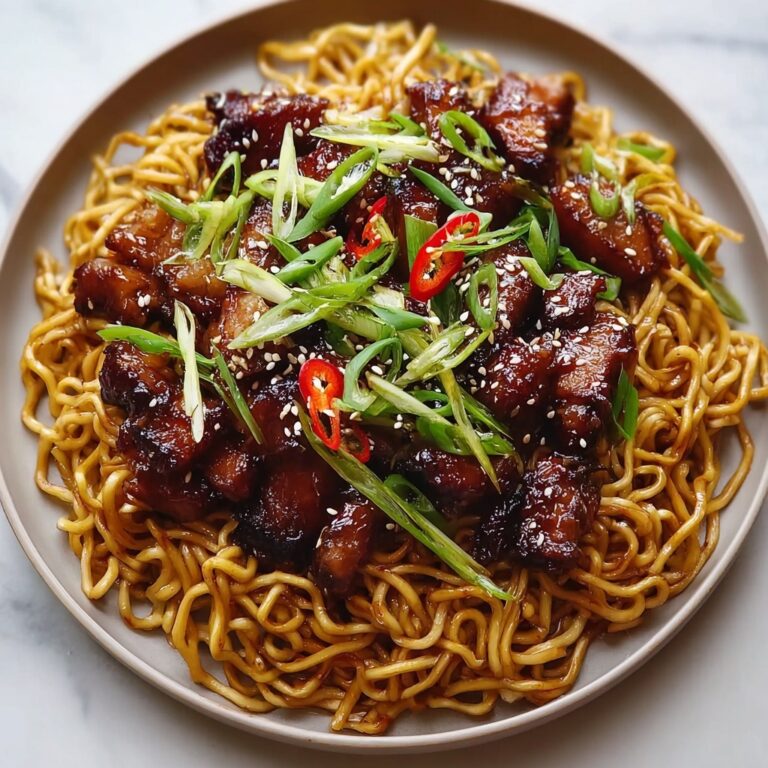 Sticky Garlic Chicken Noodles Recipe
